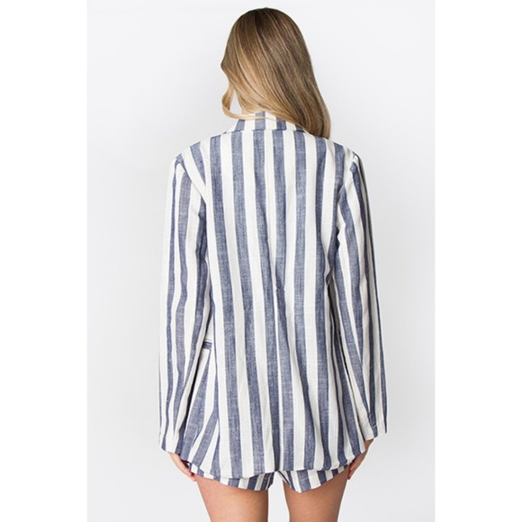 Linen Shorts - Picture 3 of 5